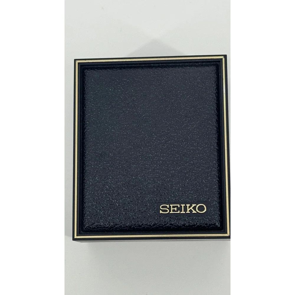 New Seiko Mickey Mouse Watch Womens Gold Leather Vintage Disney 3Y03-0049 Box
